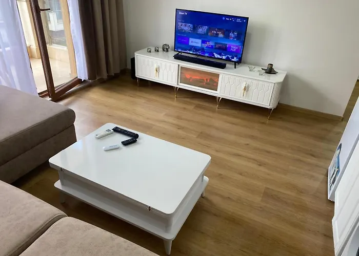 дани Διαμέρισμα